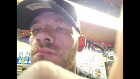 Snapshot of btown3095 chatting on 09.28.25 btown3095 online show from 09.28.25