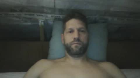 bubblebee1982 online show from 09.11.25