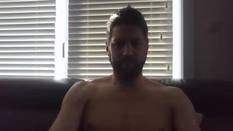 bubblebee1982 online show from 03.05.26