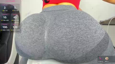 Snapshot of bubblebum4you chatting on 02.10.25 bubblebum4you online show from 02.10.25