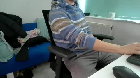 Snapshot of bubblebumdave chatting on 02.05.25 Bubblebum online show from 02.05.25