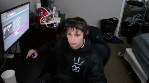 BubblebuttBdn online show from 09.10.25