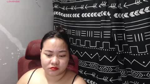 Snapshot of bubblebuttpinay chatting on 07.08.26 Sunshine online show from 07.08.26