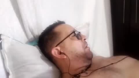 buchs32 online show from 10.23.25