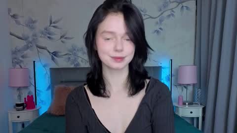 Leona online show from 02.17.26