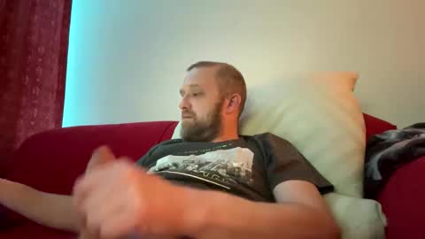 Snapshot of budgie1095 chatting on 01.16.25 budgie1095 online show from 01.16.25