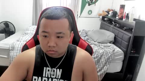 buffsexyman24 online show from 02.21.25