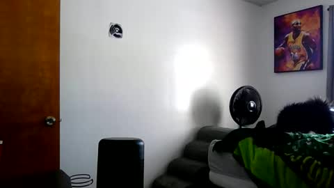 Snapshot of buffsexyman24 chatting on 02.26.26 buffsexyman24 online show from 02.26.26