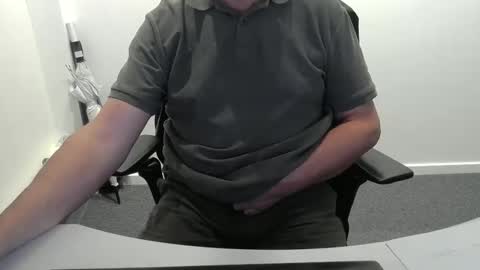 Snapshot of buggemann chatting on 09.23.25 buggemann online show from 09.23.25