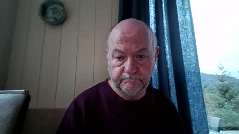 Snapshot of buggemann chatting on 09.29.25 buggemann online show from 09.29.25