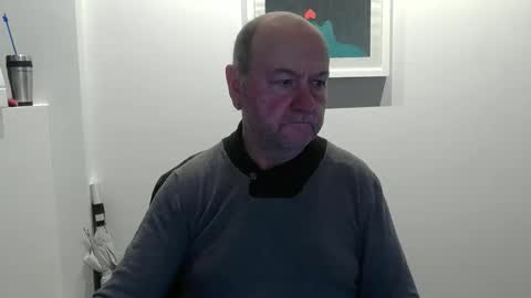 Snapshot of buggemann chatting on 10.14.25 buggemann online show from 10.14.25