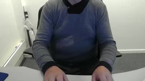 Snapshot of buggemann chatting on 10.15.25 buggemann online show from 10.15.25