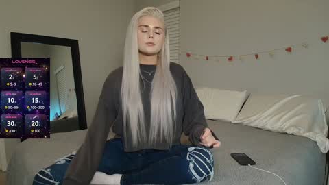 buitifulblonde online show from 01.18.25