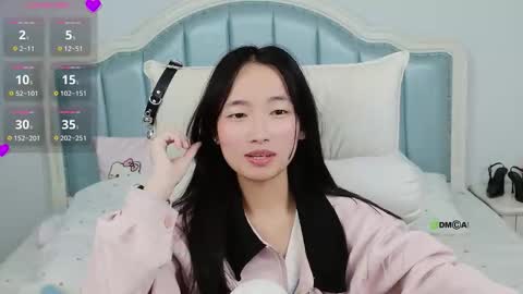 Sandy----xx online show from 11.20.25