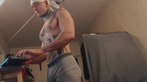 Dmitriy  online show from 02.04.25