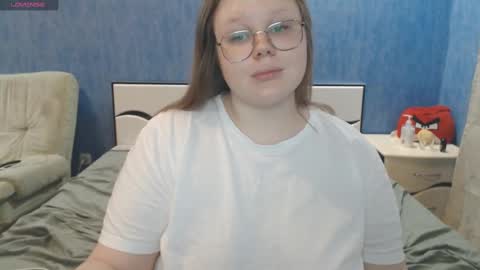 Eva 22  and Anton 24   PVT IS OPENED 60min online show from 03.10.25