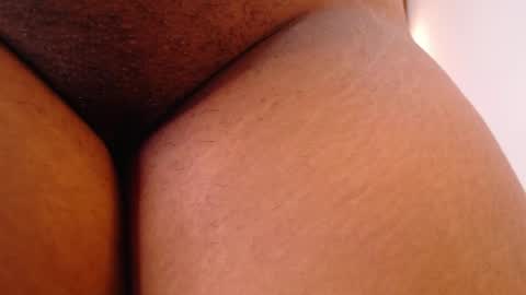 Rossi Hill online show from 04.12.26