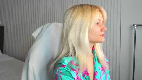Snapshot of bunny_elsy chatting on 07.01.26 Elsy online show from 07.01.26