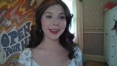Snapshot of bunnyabigail chatting on 12.09.24 Abigail Grace online show from 12.09.24
