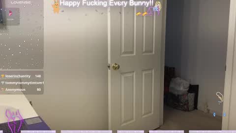 Snapshot of bunnycheekz chatting on 12.10.24 Tokki  bunny  online show from 12.10.24