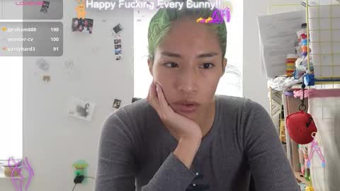 Snapshot of bunnycheekz chatting on 01.09.25 Tokki  bunny  online show from 01.09.25