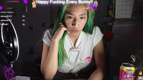 Snapshot of bunnycheekz chatting on 01.31.25 Tokki  bunny  online show from 01.31.25