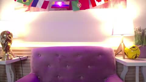 Snapshot of bunnyleahxxx chatting on 06.22.26 ANASTASIA online show from 06.22.26