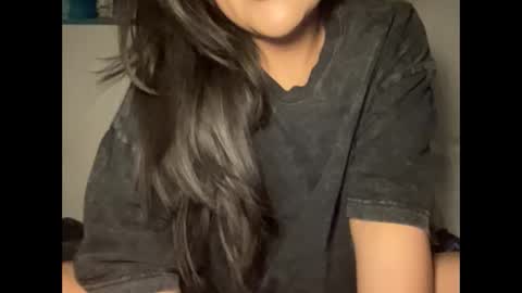 Snapshot of bunnymami chatting on 01.15.25 bunnymami333 online show from 01.15.25