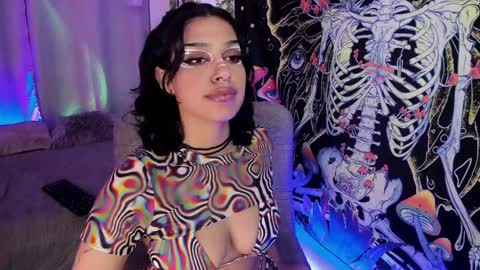 Snapshot of bunnypeachyy chatting on 01.09.25   online show from 01.09.25