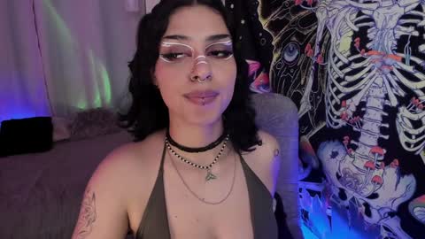 Snapshot of bunnypeachyy chatting on 01.23.25   online show from 01.23.25