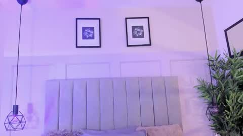 Snapshot of bunnypeachyy chatting on 10.21.25   online show from 10.21.25