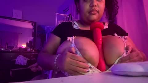 Bunnygirl Onyx online show from 11.13.25