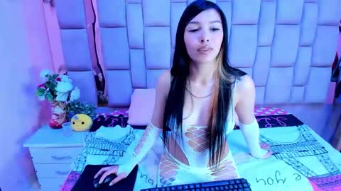 burbuja pink  online show from 12.02.25