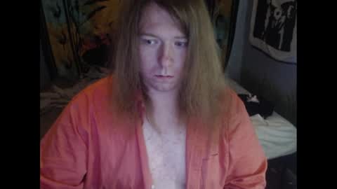 Snapshot of burningflute chatting on 09.14.25 burningflute online show from 09.14.25