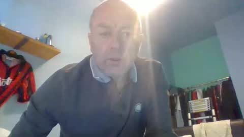 burnleyguy1977 online show from 04.28.26