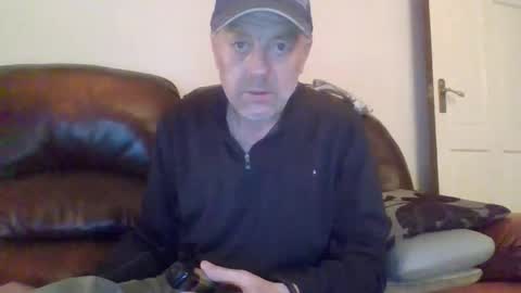 burnleyguy1977 online show from 05.09.26