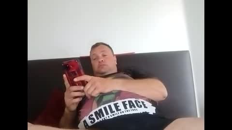Snapshot of bury703709 chatting on 05.02.26 Creazy dad online show from 05.02.26