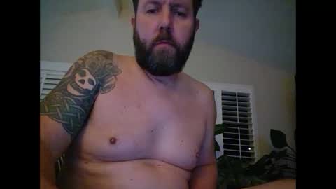 Snapshot of bushlover81 chatting on 09.15.25 bushlover81 online show from 09.15.25