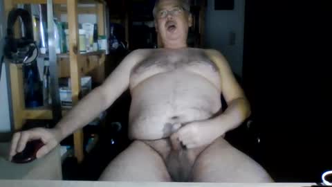 Snapshot of busibaer666 chatting on 01.25.25 busi online show from 01.25.25