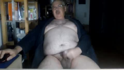 Snapshot of busibaer666 chatting on 10.24.25 busi online show from 10.24.25