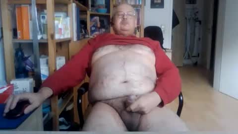 Snapshot of busibaer666 chatting on 11.12.25 busi online show from 11.12.25