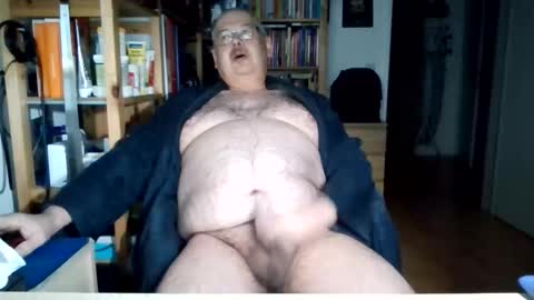 Snapshot of busibaer666 chatting on 02.18.26 busi online show from 02.18.26