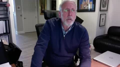 Snapshot of bustinout99 chatting on 02.21.25 afternoon wood online show from 02.21.25