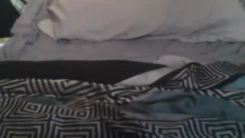 Snapshot of busturgutzgd11 chatting on 12.31.24 Busturgutzgd1 online show from 12.31.24