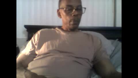 Snapshot of busturgutzgd11 chatting on 02.27.25 Busturgutzgd1 online show from 02.27.25