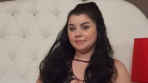 Snapshot of busty_madison chatting on 12.20.24 busty_madison online show from 12.20.24