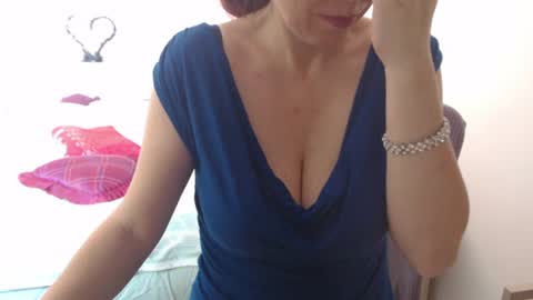 Snapshot of bustygf chatting on 07.30.26 anna online show from 07.30.26