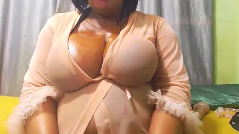 bustymaturestepmum online show from 05.24.26