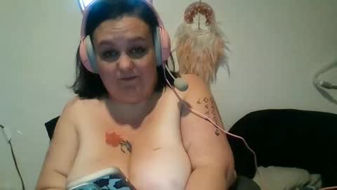 Snapshot of bustymilf94 chatting on 02.03.26 bustymilf94 online show from 02.03.26