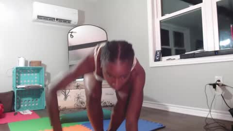 Snapshot of butt3rcup chatting on 09.14.25 Goddess online show from 09.14.25